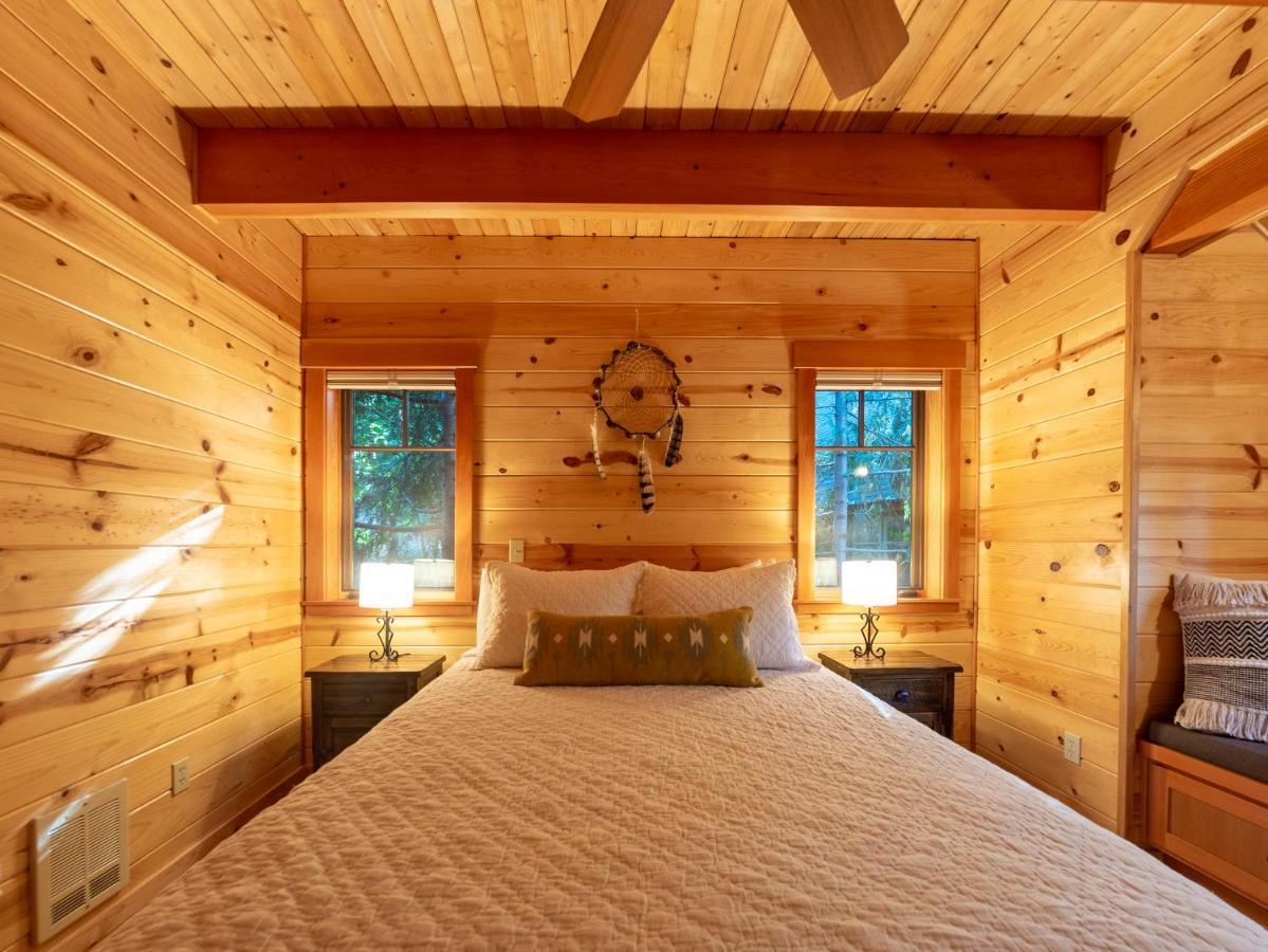 On The River Wooded Bliss Cabin Near Loloma McKenzie Bridge Εξωτερικό φωτογραφία