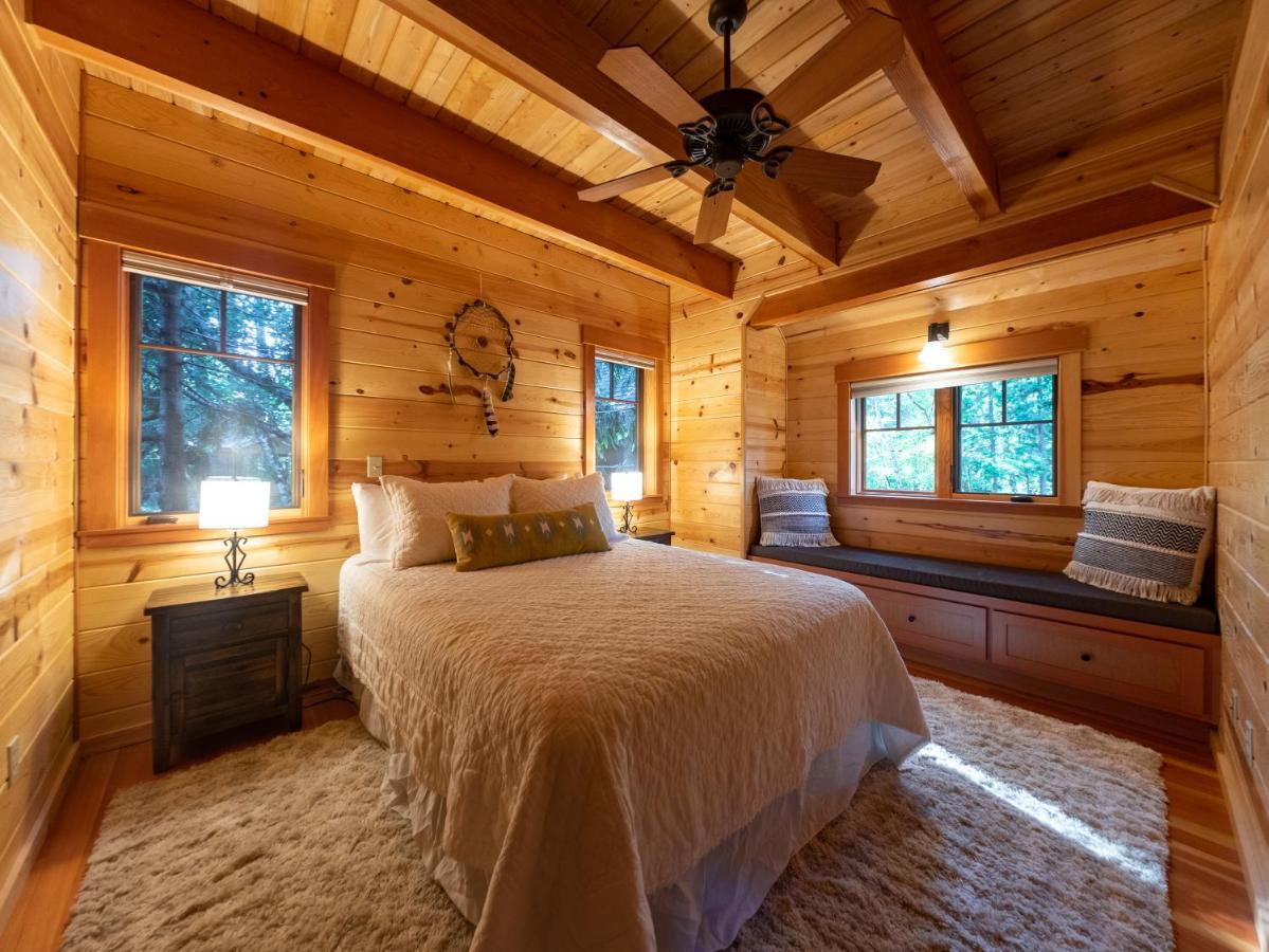 On The River Wooded Bliss Cabin Near Loloma McKenzie Bridge Εξωτερικό φωτογραφία