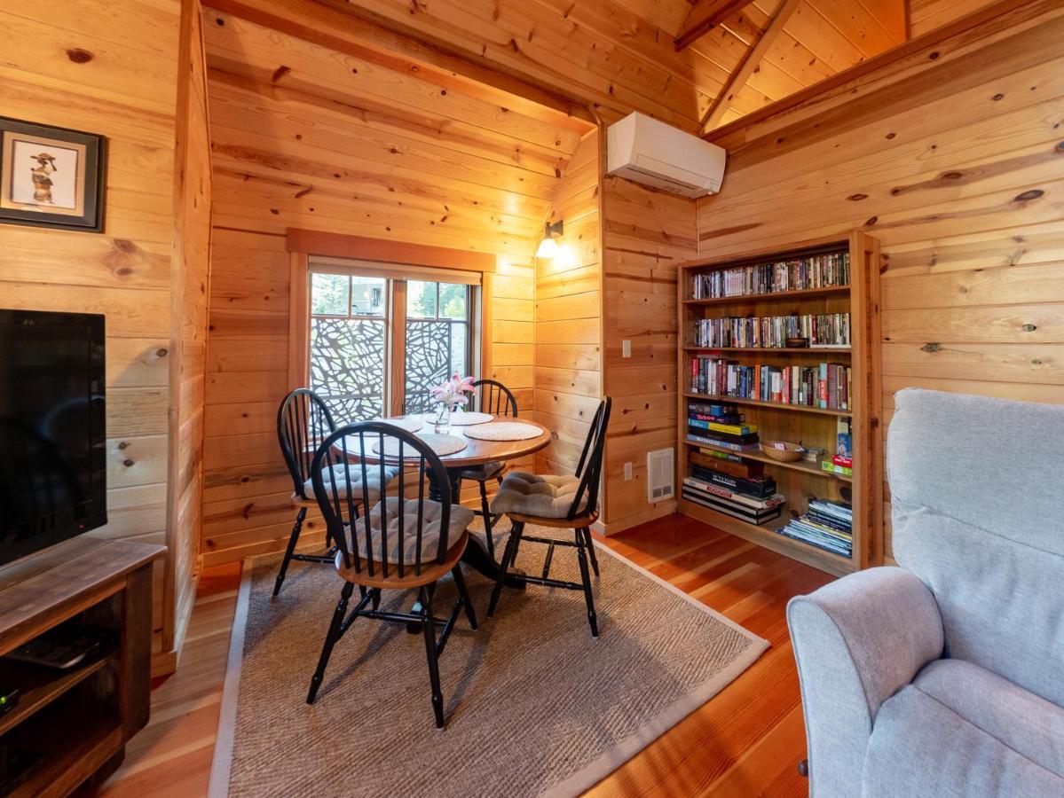 On The River Wooded Bliss Cabin Near Loloma McKenzie Bridge Εξωτερικό φωτογραφία